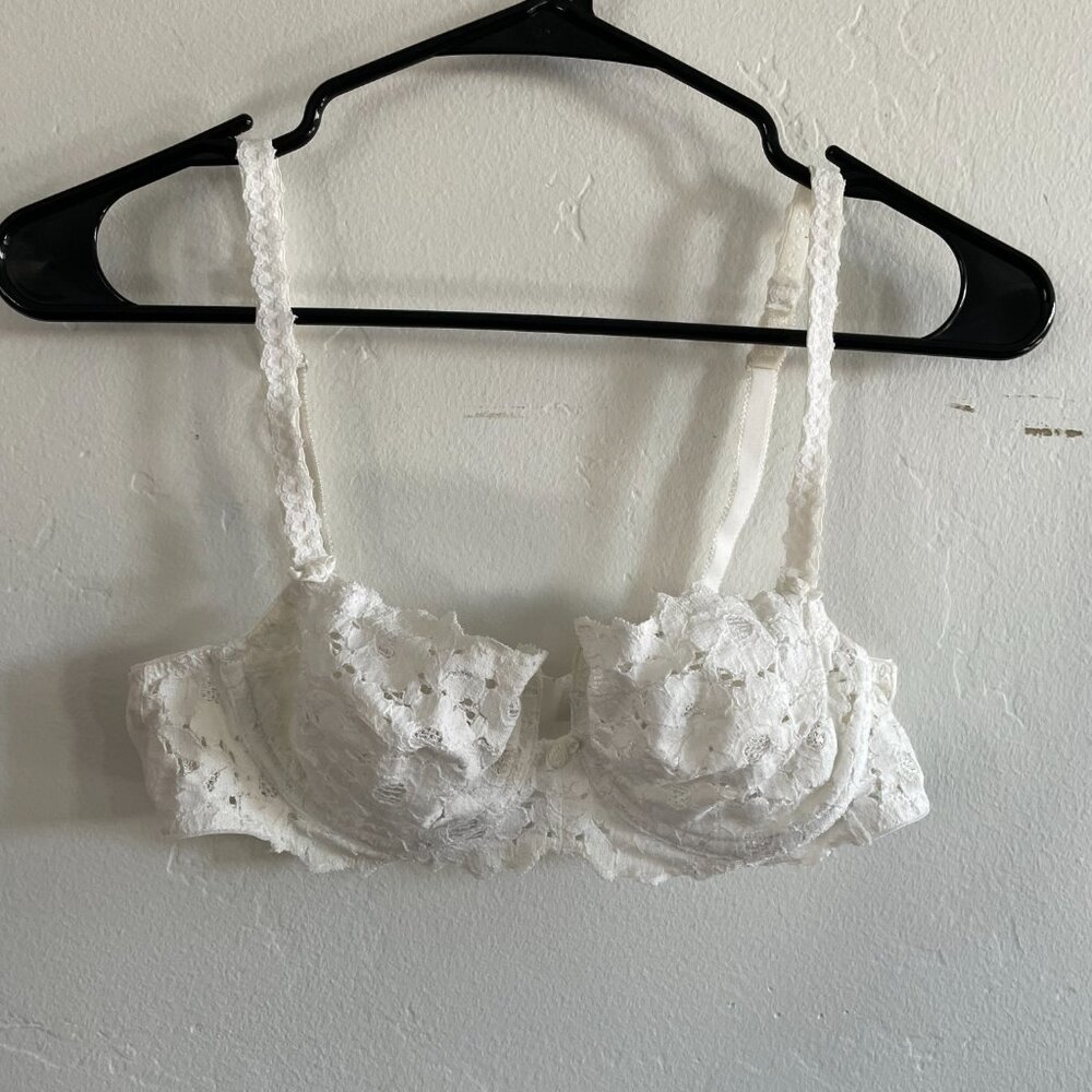 Vintage Oscar de la Renta bra | 36B